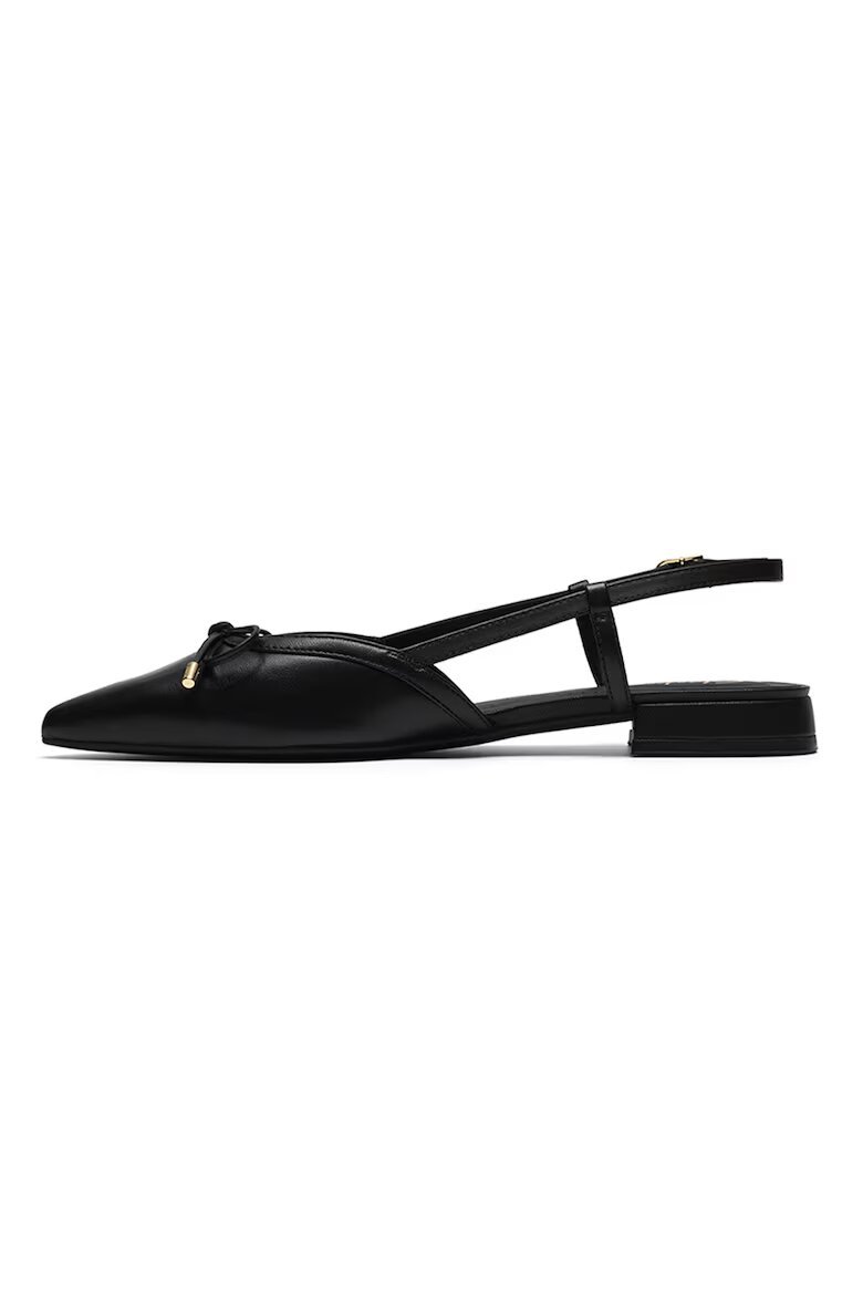 Clarks Кожени обувки Sansa с каишка на петата Черен