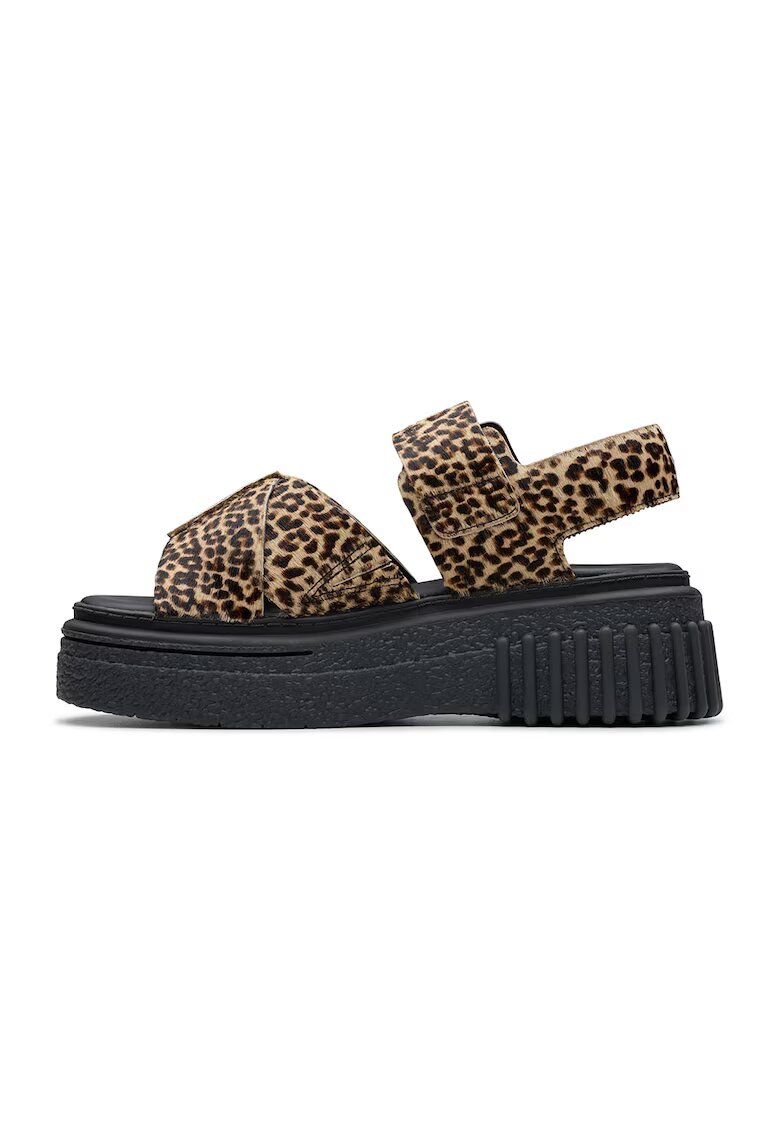Clarks Кожени сандали с животинска шарка