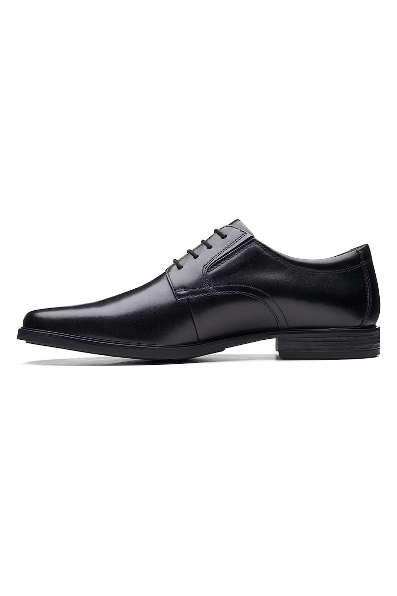 Clarks Обувки Derby Howard Walk Черен