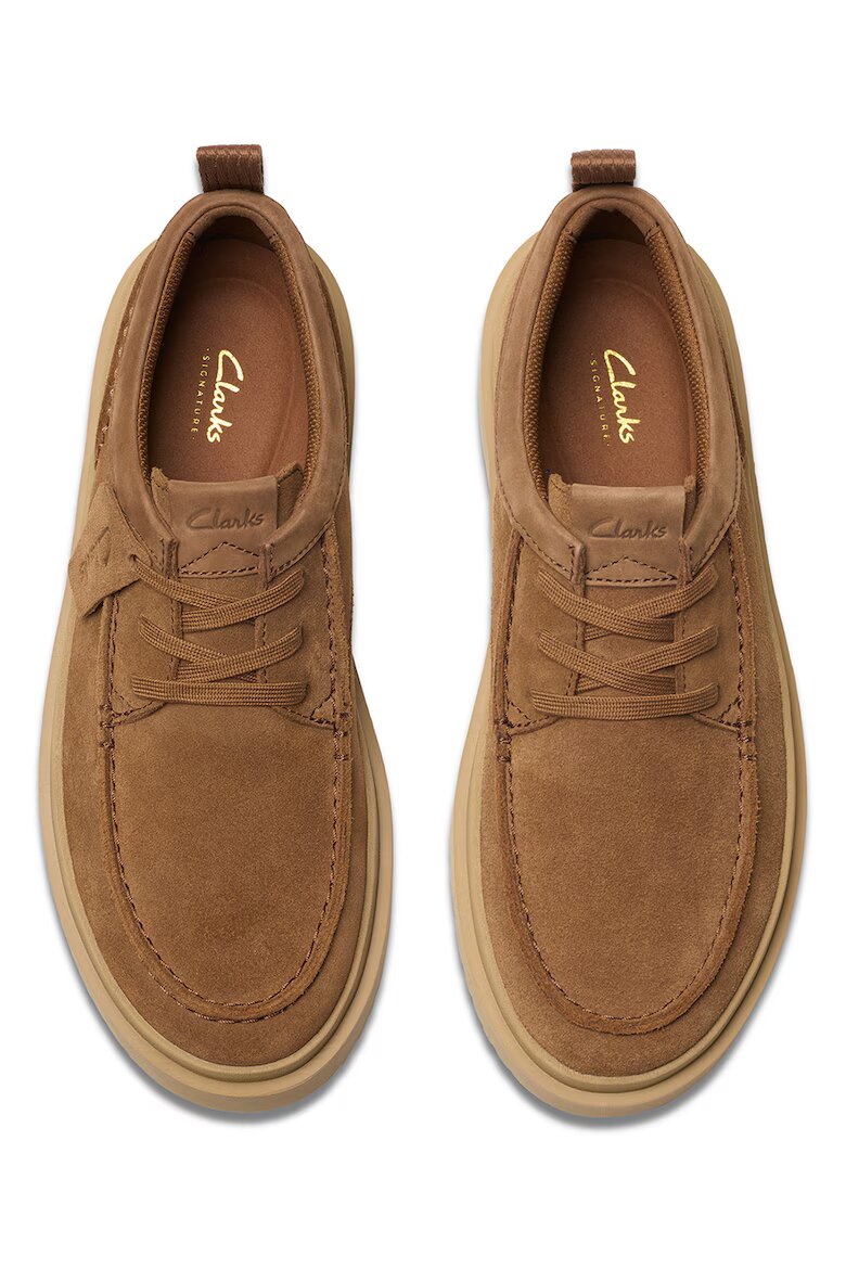 Clarks Велурени мокасини Polden Камел