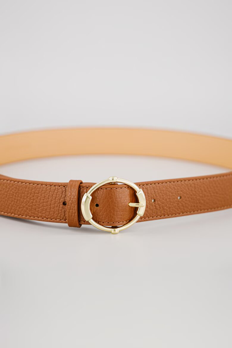 COCCINELLE Кожен колан с овална тока и игла Тъмнокафяв