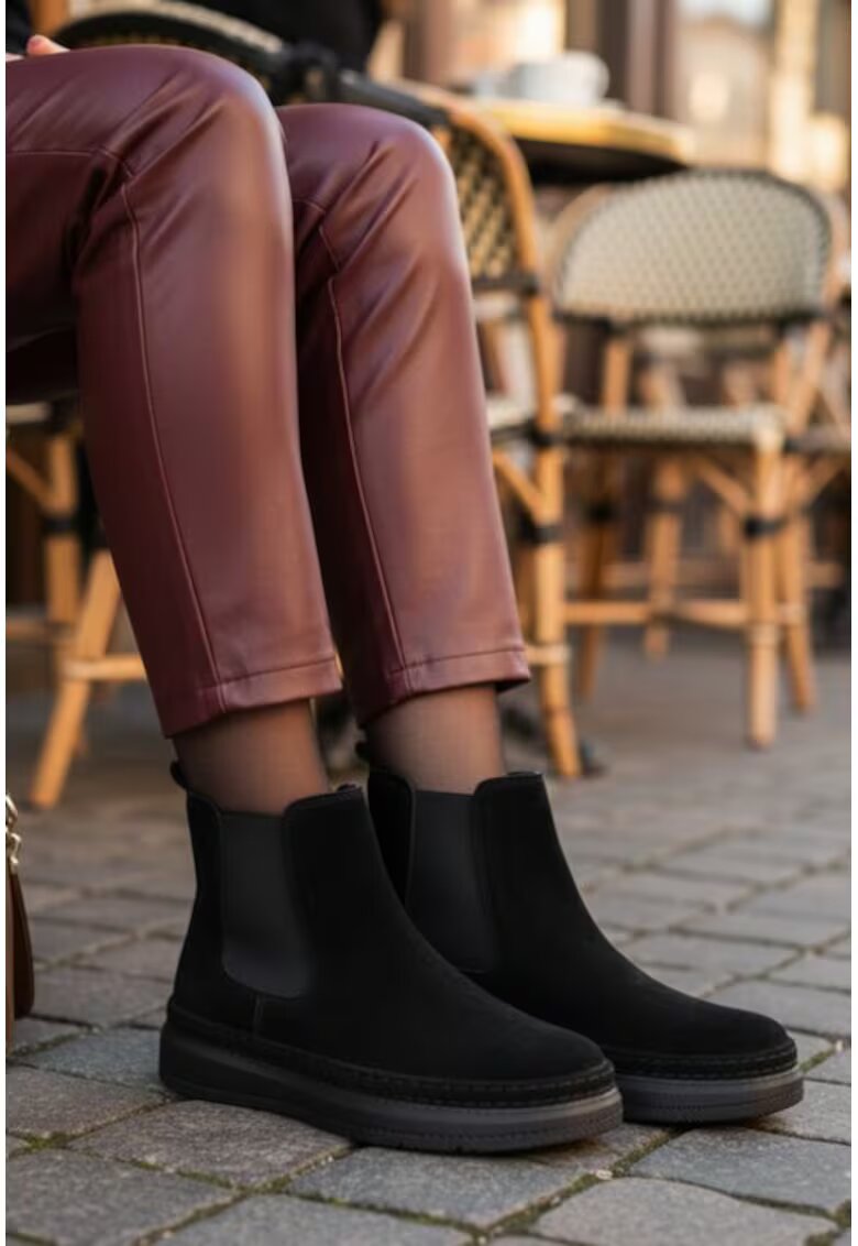 Dasha Suede Chelsea Boots