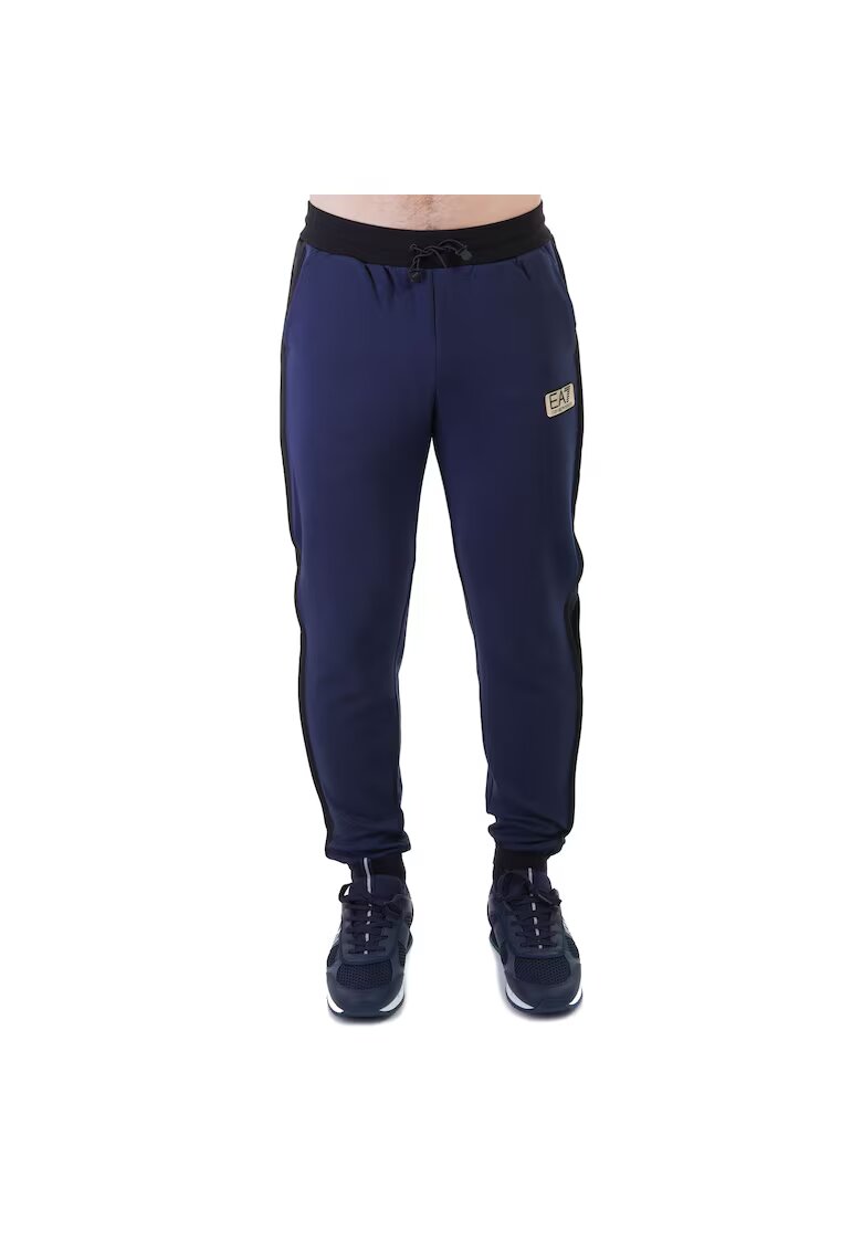 EA7 Спортен панталон Emporio Armani TRAIN GOLD LABEL M CH ST KNIT 3LPP65PJFAZ01554