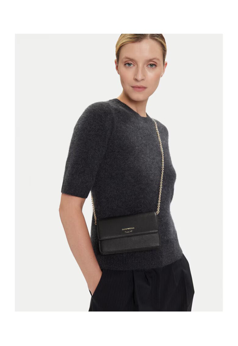 Emporio Armani Дамска чанта естествена кожа - черна - модел EW003036 AF19568 UC0