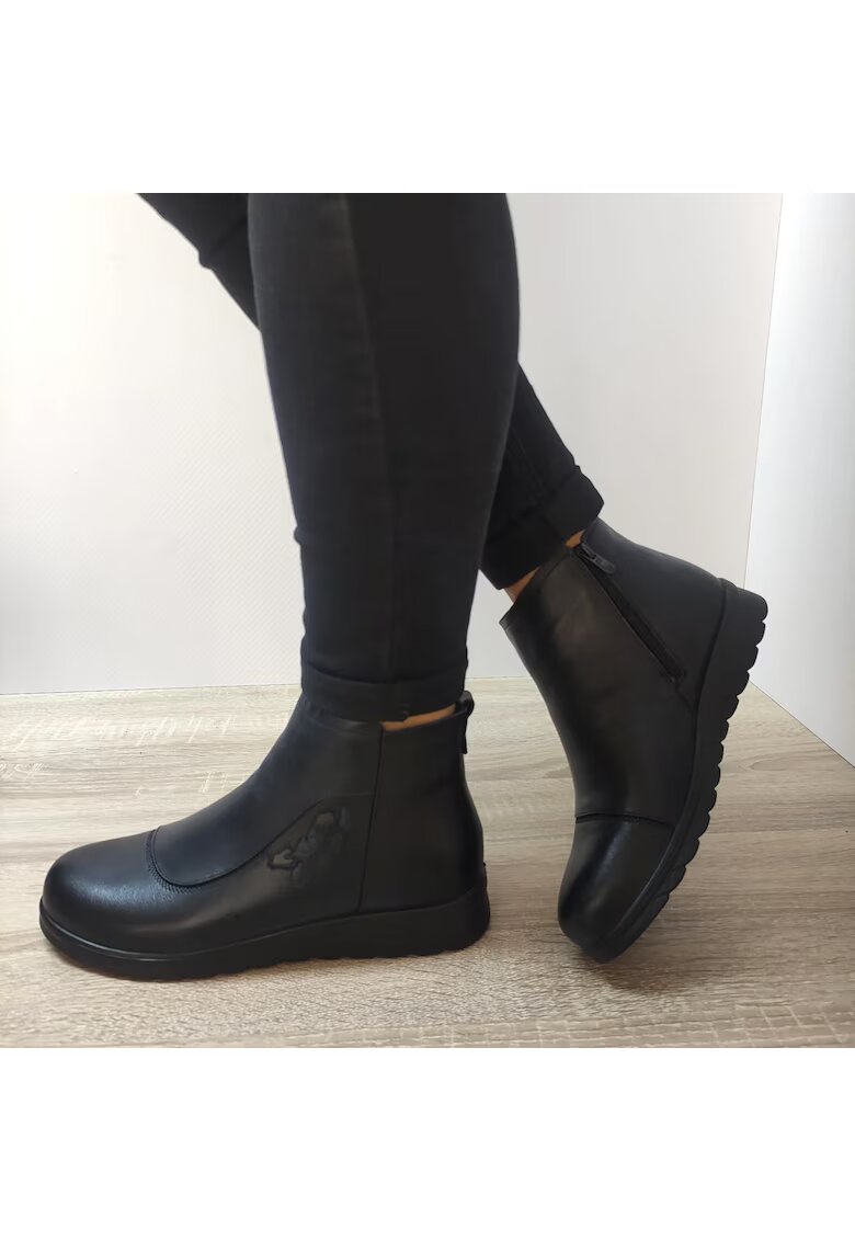 FORMAZIONE Ежедневни дамски боти B20733 Black - Черни