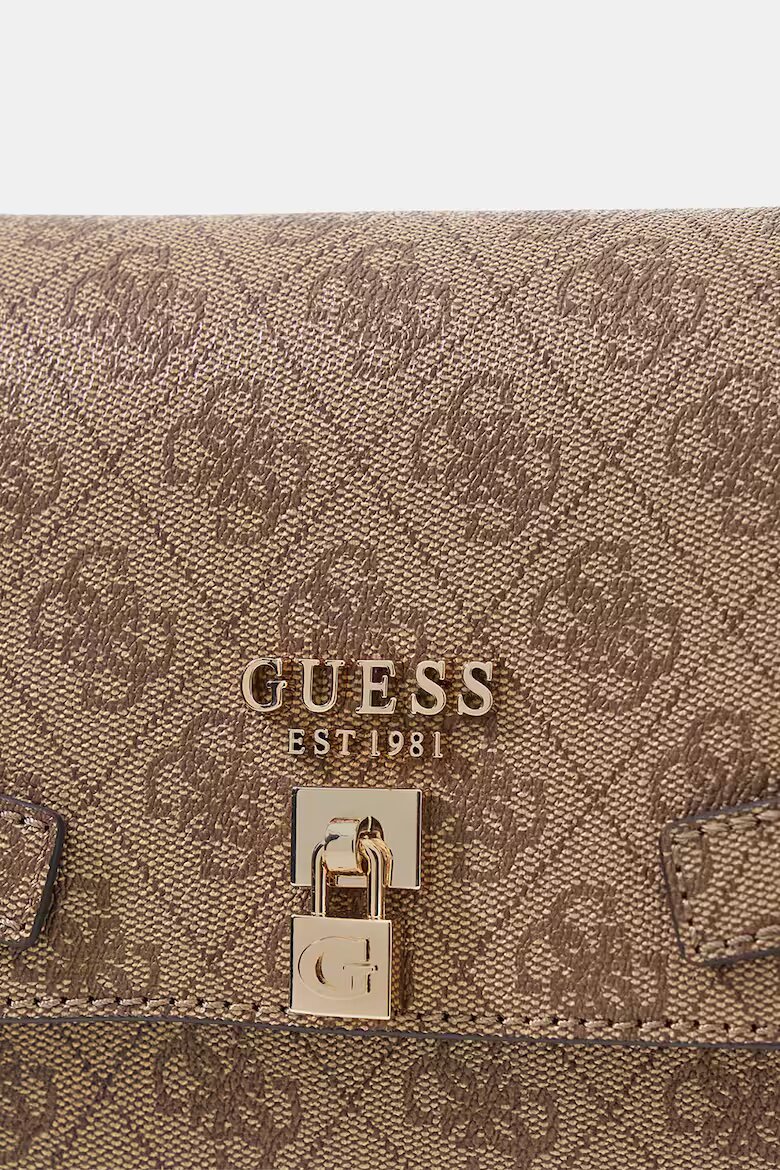 GUESS Чанта Yesba с верижка Камел