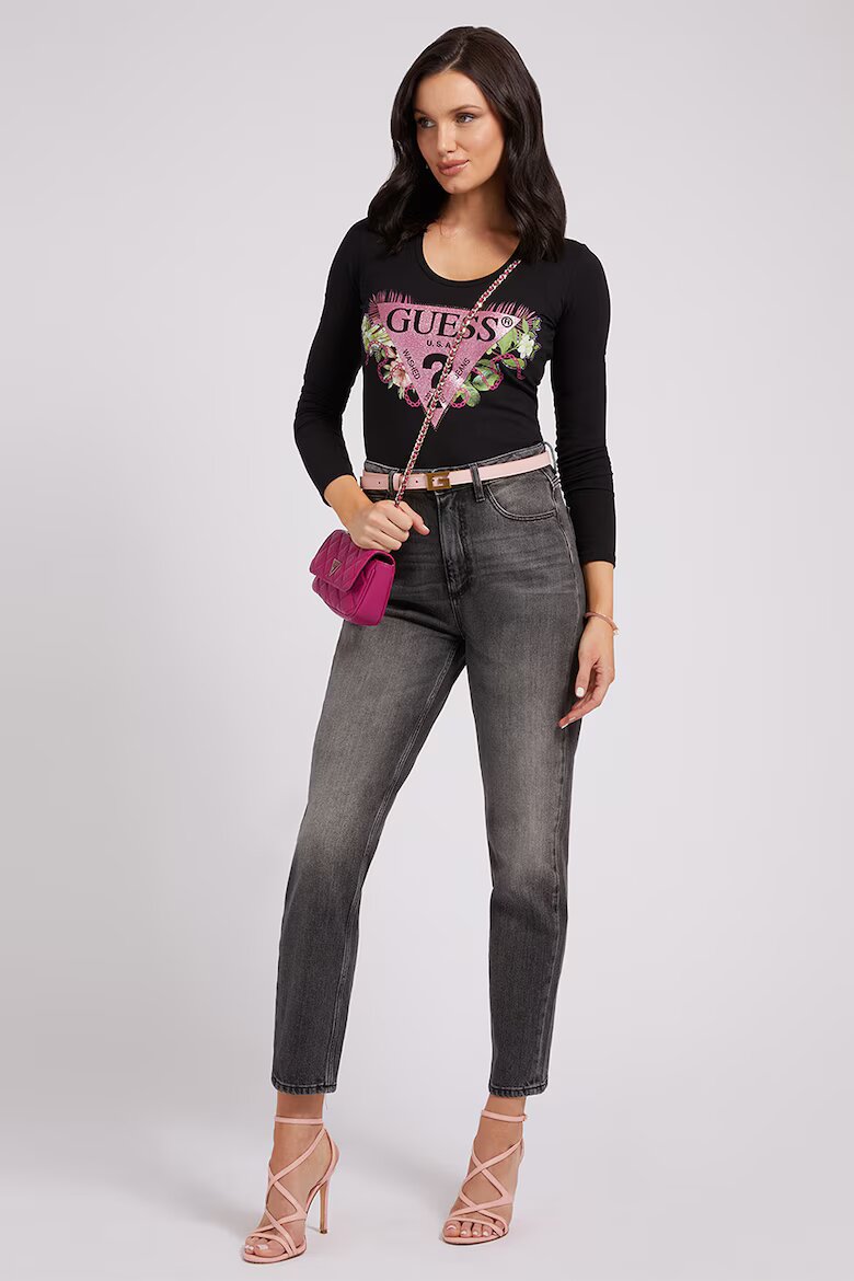 GUESS Дънки Mom-Fit със захабен ефект Антрацитно сиво