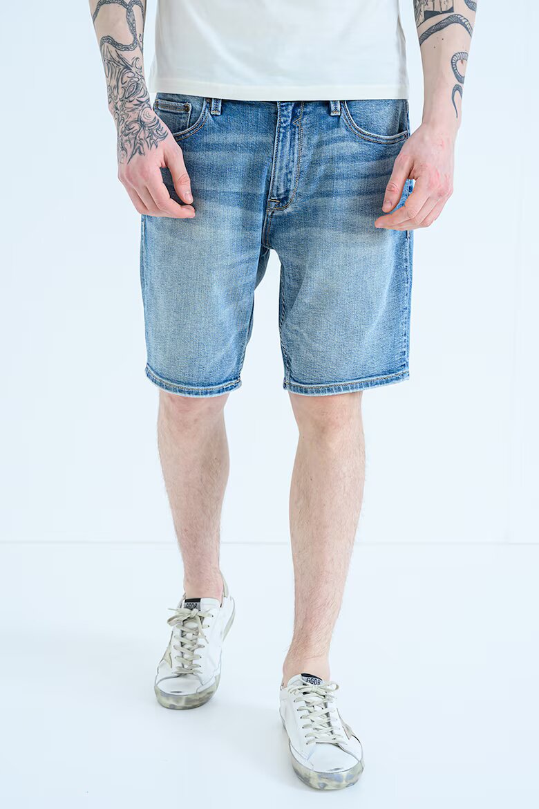GUESS Дънкови бермуди Wyatt Светлосин