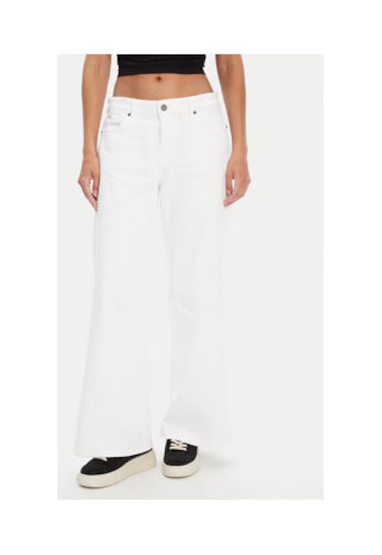 GUESS JEANS Дънки със свободна кройка и средна талия