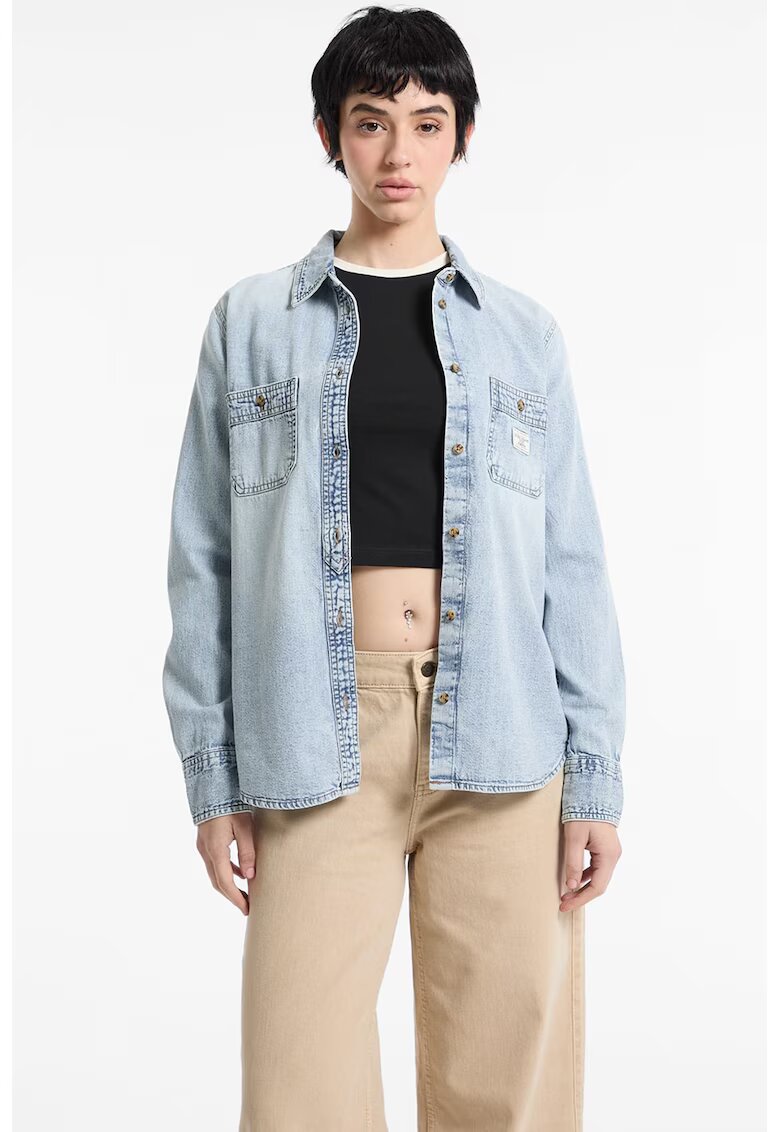 GUESS JEANS Дънкова риза с джобове на гърдите - Светлосин