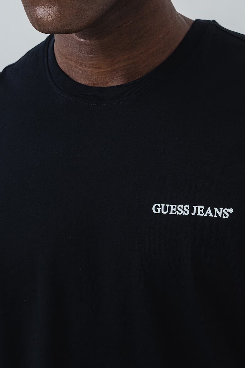 GUESS JEANS Памучна тениска с лого Черен