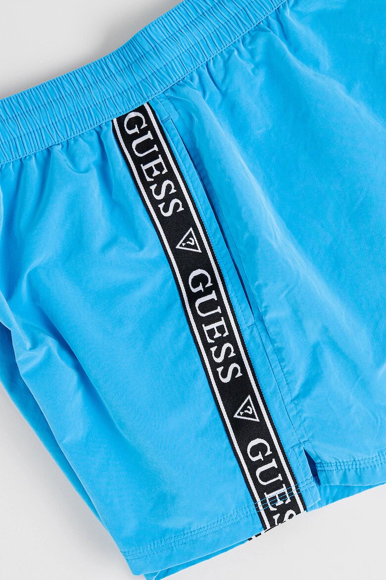GUESS Плувни шорти с лого Син