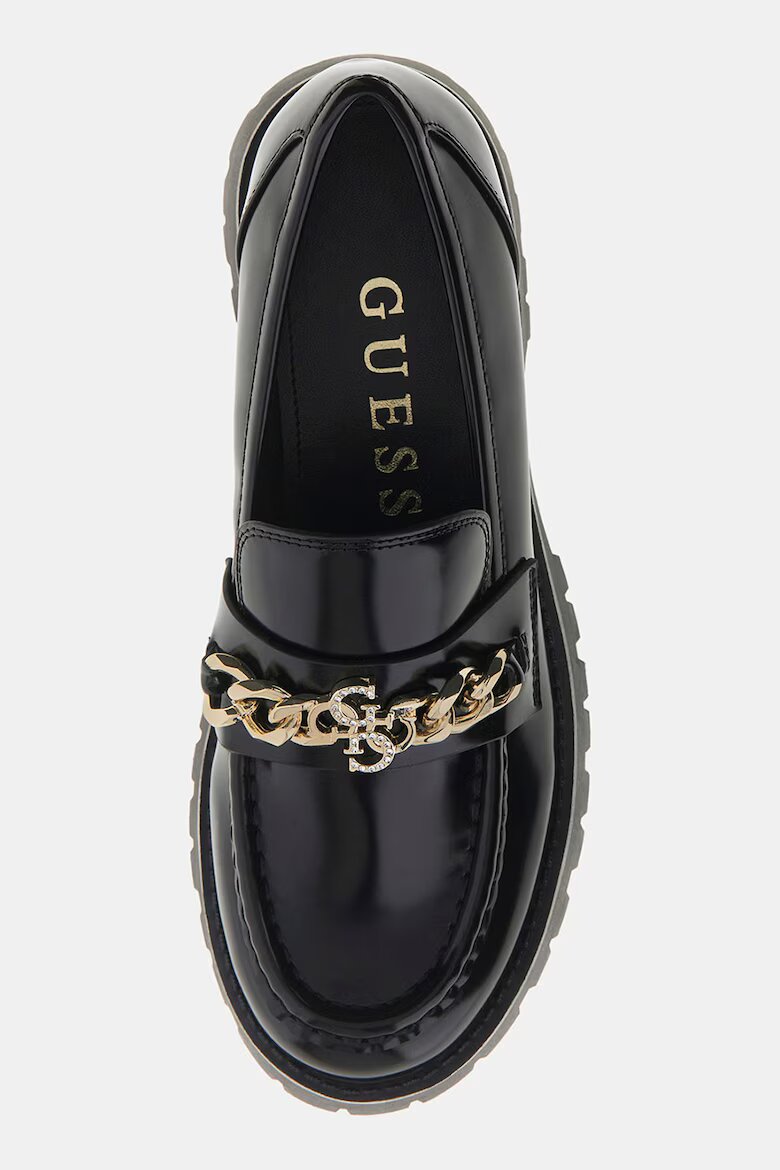 GUESS Полускосени скосени мокасини с верижка Черен