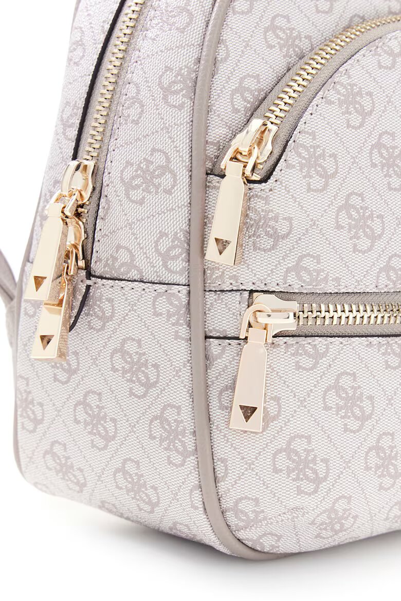 GUESS Раница Manhattan II с монограм Светло сив/Сиво-кафяв