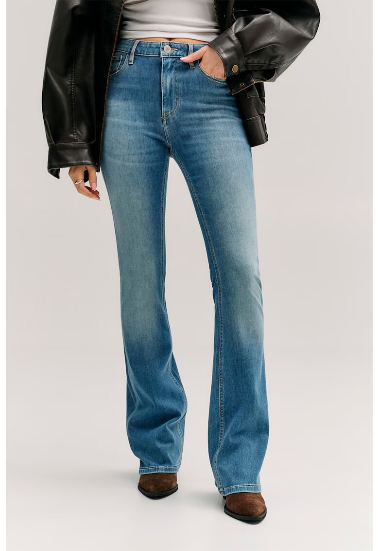 GUESS Разкроени дънки