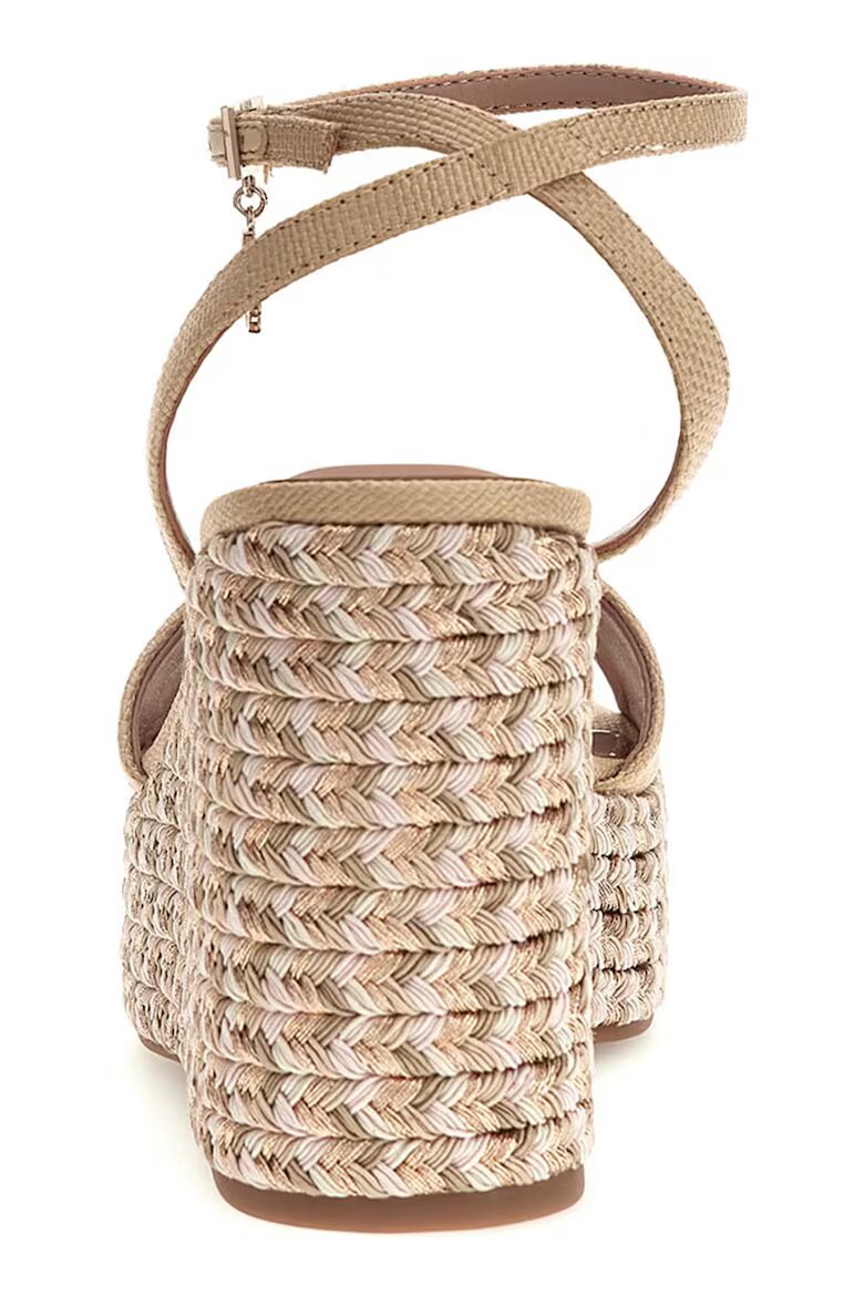 GUESS Скосени сандали от еко кожа Бежов