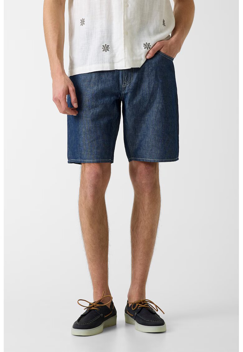 GUESS Свободни бермуди Jerome от деним
