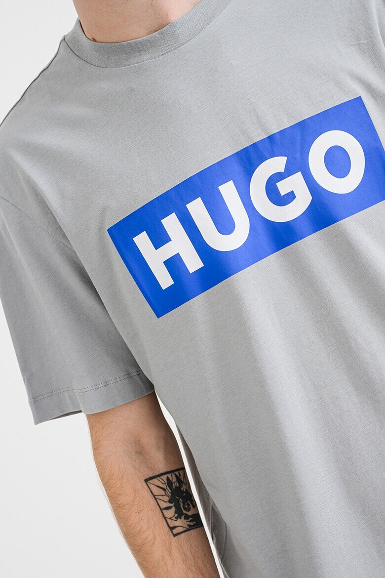 HUGO Тениска Nico с лого и овално деколте Пепеляво сиво/Кралско Синьо