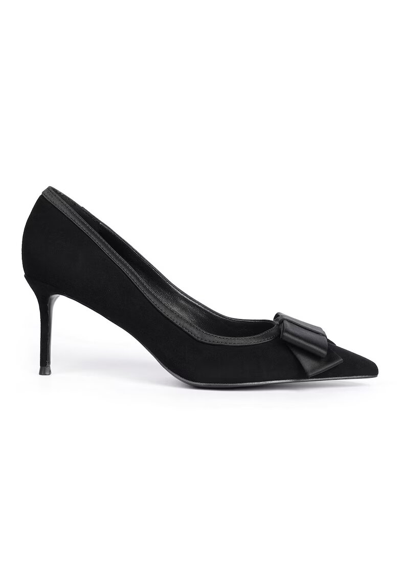 Il Passo Marilynn Suede Shoes With Bow Detail