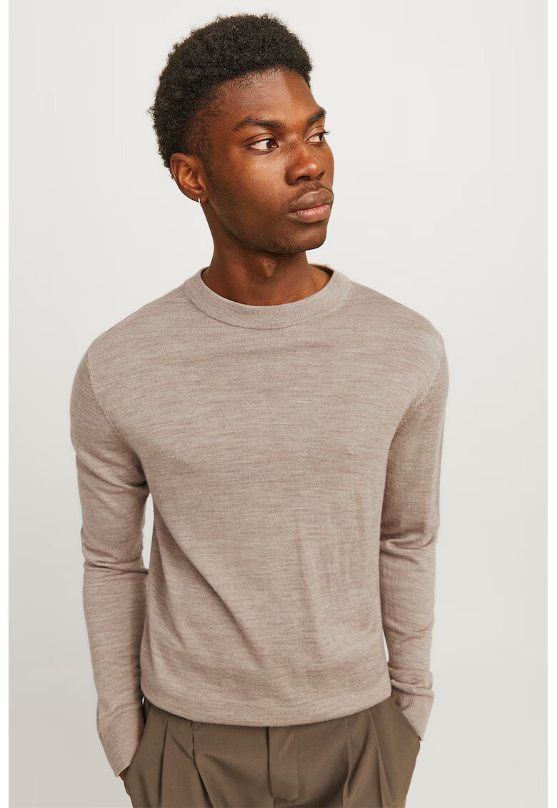 Jack & Jones Пуловер от мерино с овално деколте