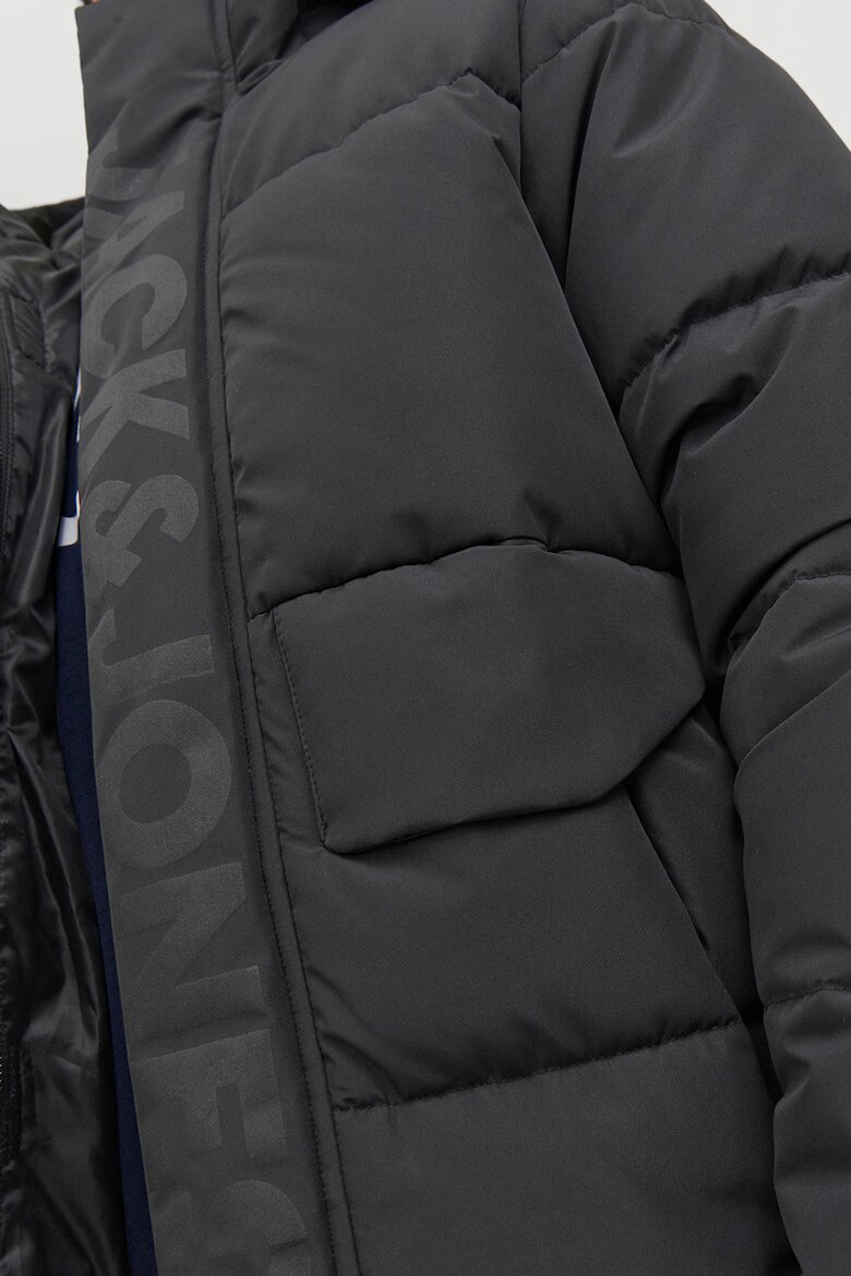 Jack & Jones Зимно яке Speed с качулка и вата Избеляло черно