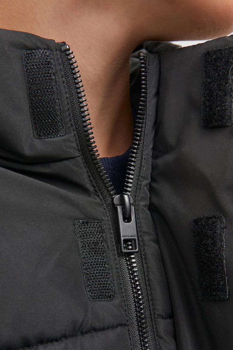 Jack & Jones Зимно яке Speed с качулка и вата Избеляло черно