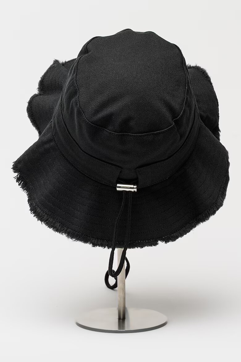 JACQUEMUS Шапка Le Bob Bucket с метално лого Черен