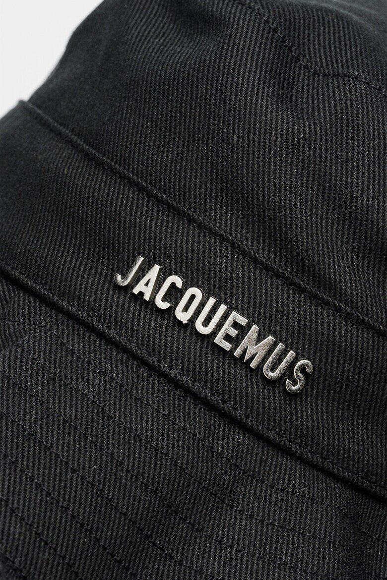 JACQUEMUS Шапка Le Bob Bucket с метално лого Черен