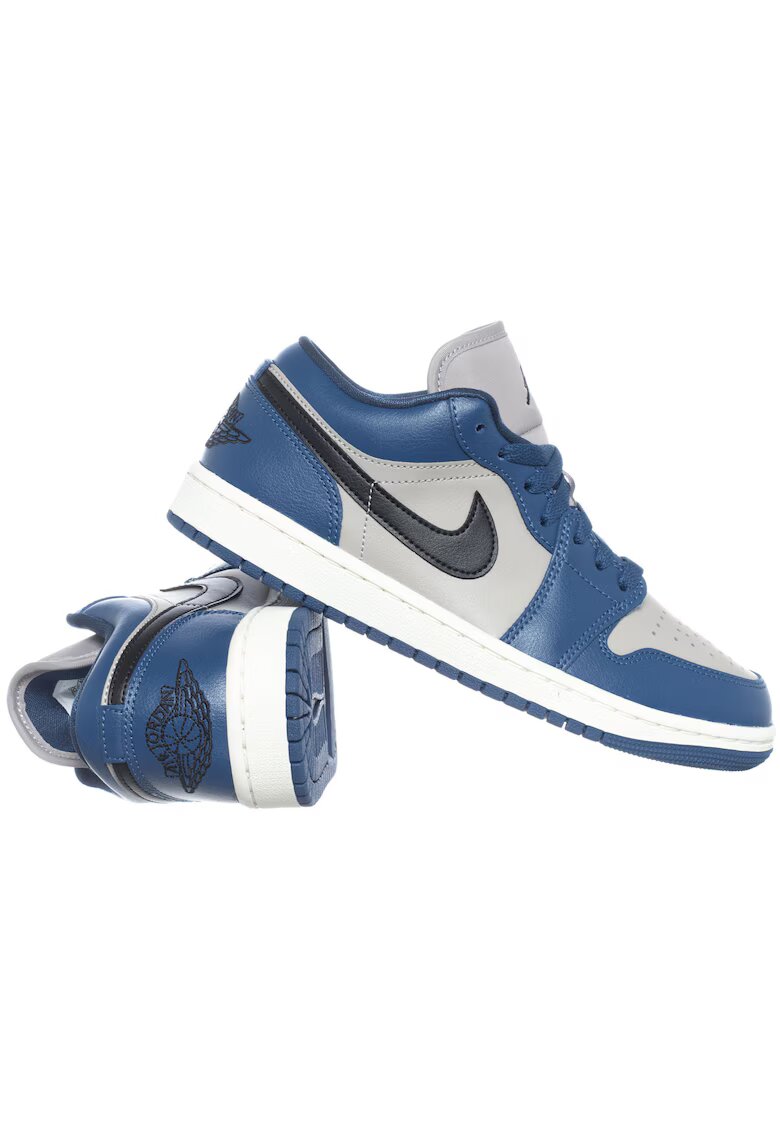 Jordan Спортни обувки WMNS AIR 1 LOW - сини - естествена кожа