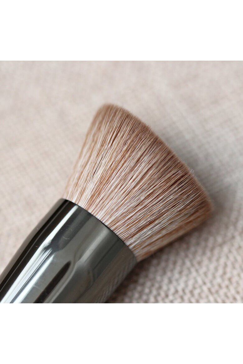 KAJOL Beauty Професионална кръгла четка за основа изработена от синтетични влакна K-F05