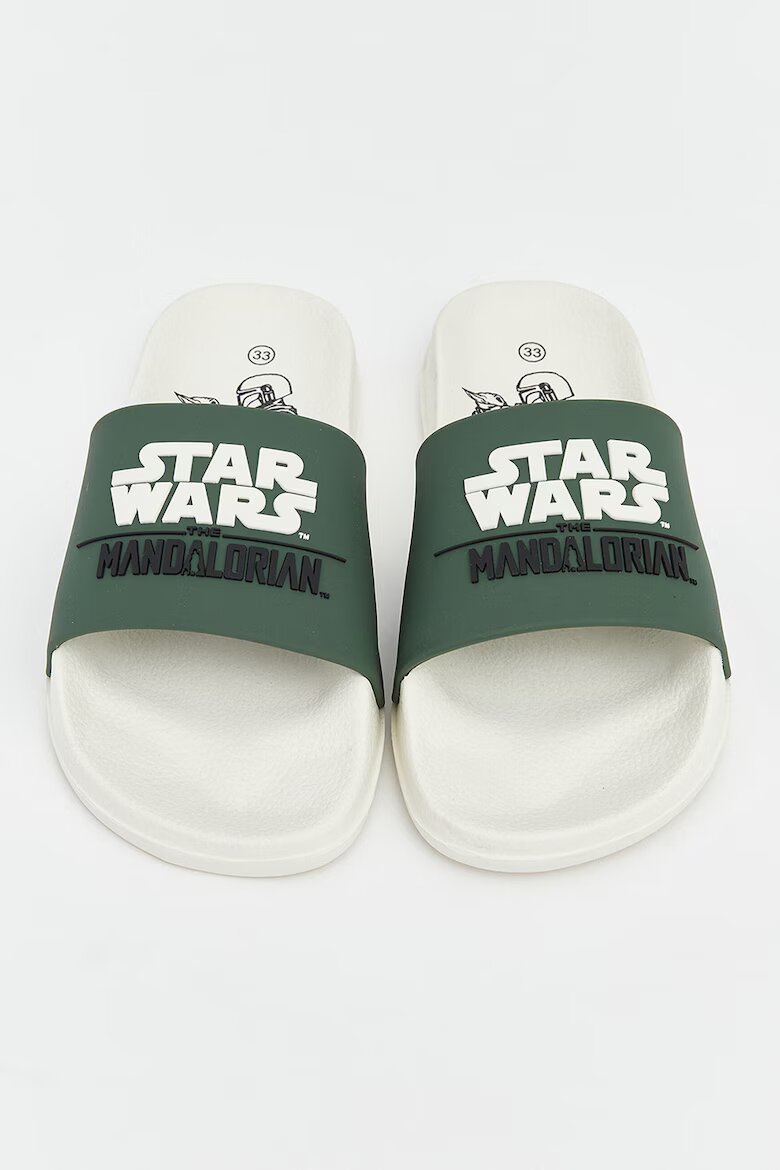 LC WAIKIKI Чехли с принт Star Wars Светлозелен