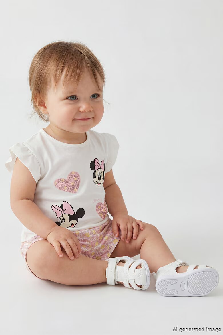 LC WAIKIKI Тениска с принт на Minnie Mouse и флорален къс панталон - 2 части Бял/Розово