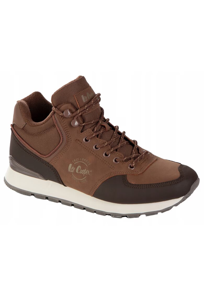 Lee Cooper Спортни обувки с контрастни детайли -