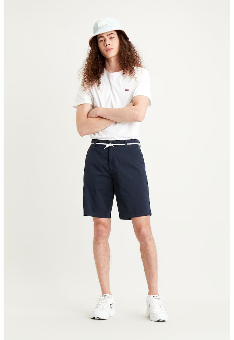 Levi's Бермуди чино със средна талия