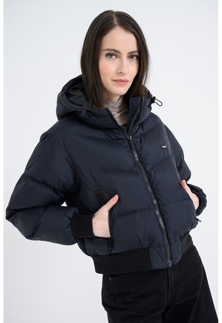 Levi's Късо зимно яке с качулка и капитониран дизайн