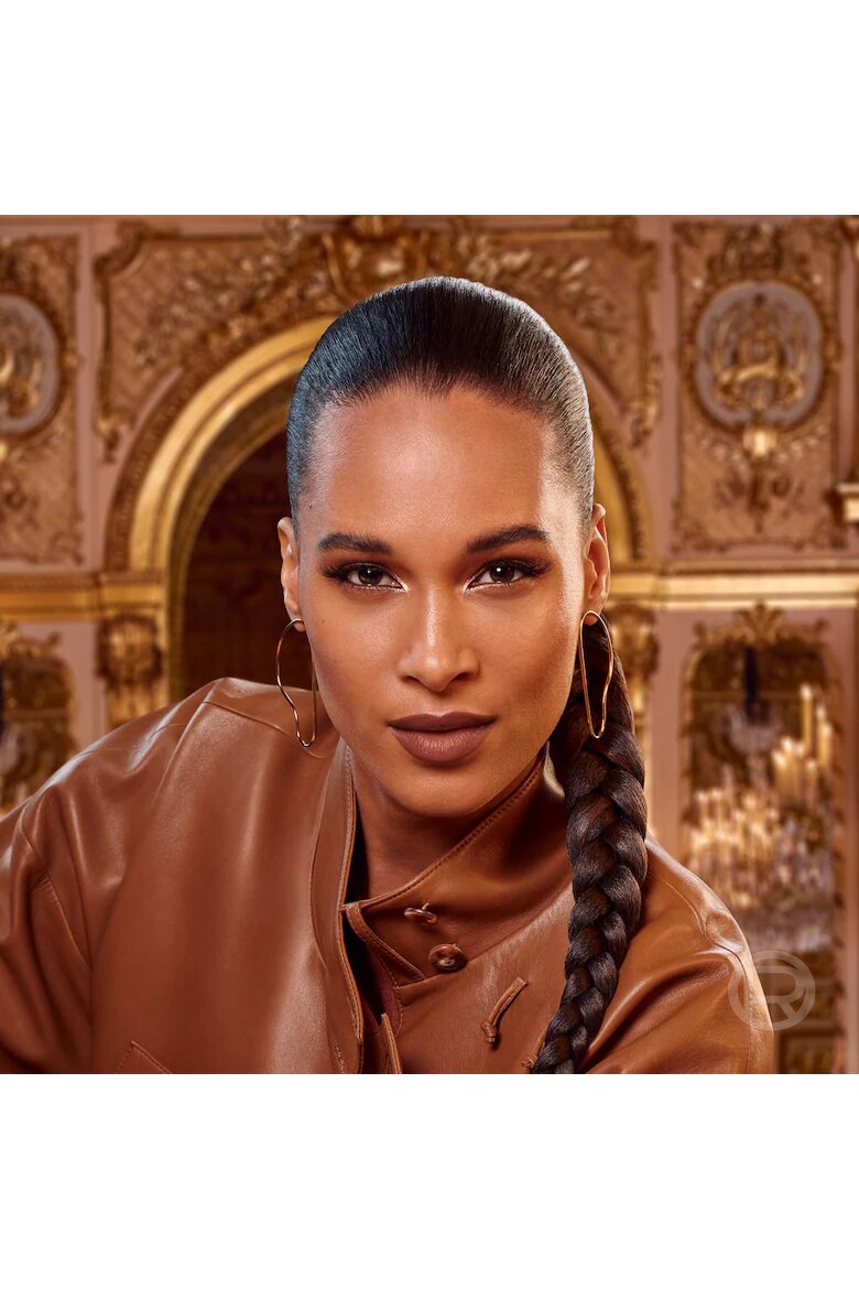 L'Oreal Paris Color Riche Nudes of Worth червило 570