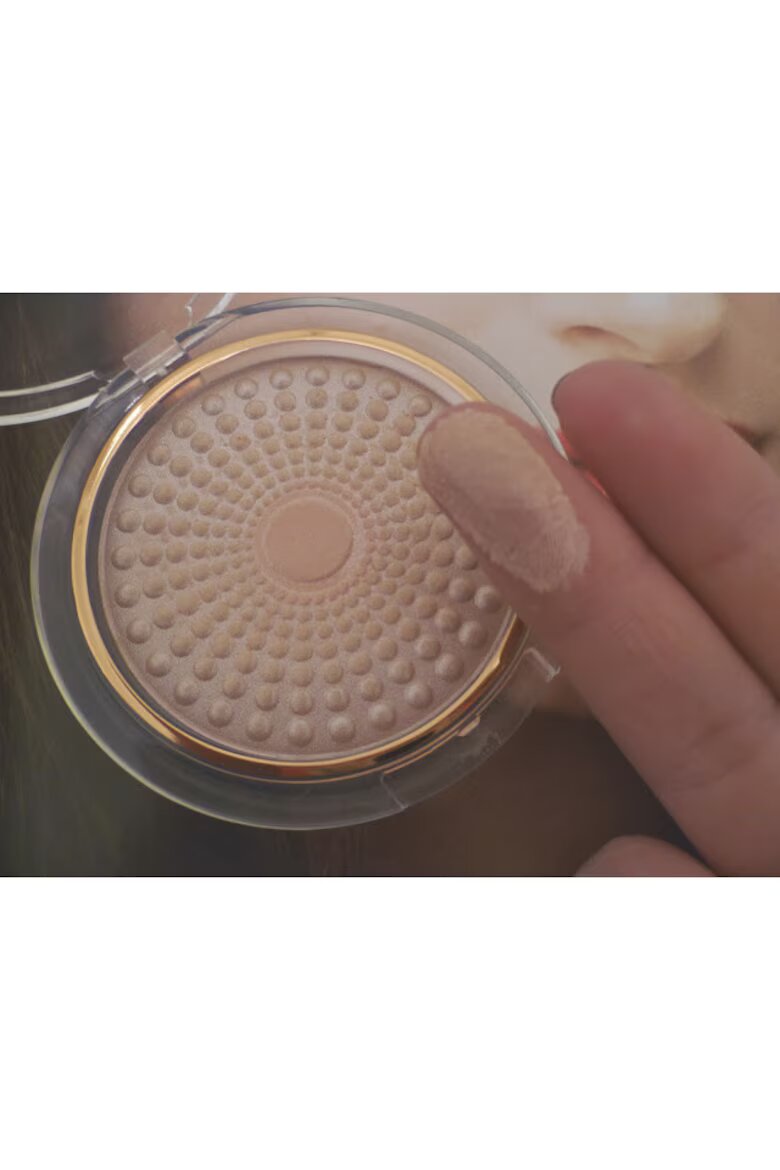 L'Oreal Paris Озаряваща пудра L'Oreal Lumi Magique Pearl 02 Rose Radieux 10гр