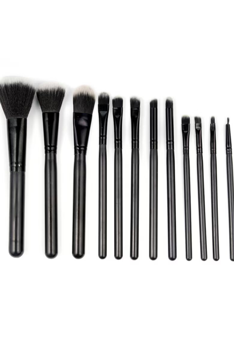 Makeup Комплект от 12 четки за грим черен калъф за съхранение