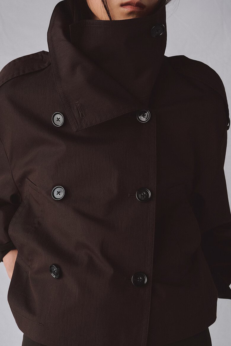 Mango Яке с памук с висока яка Тъмнокафяв
