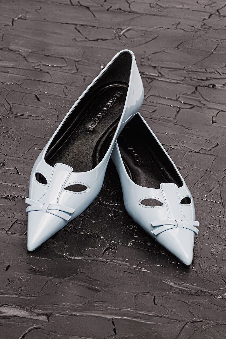 Marc Jacobs Кожени пантофки The Kat с отвори Ледено синьо