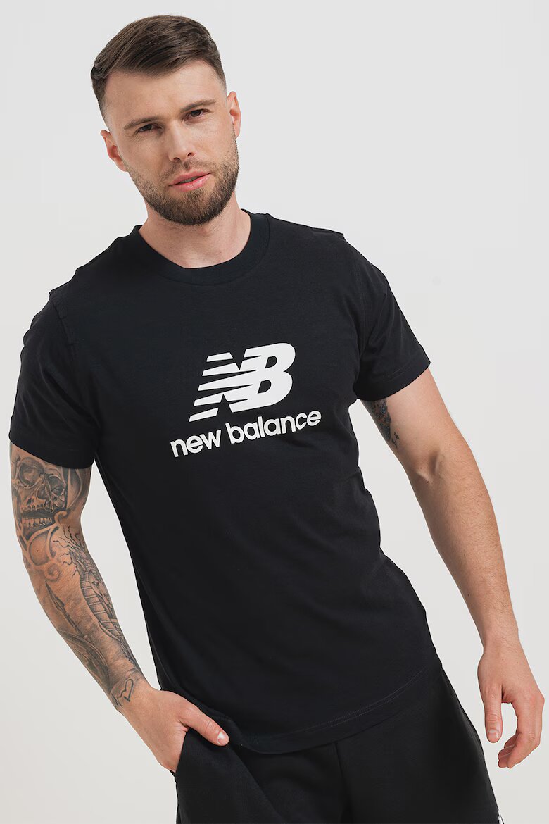 New Balance Памучна тениска с овално деколте Черен