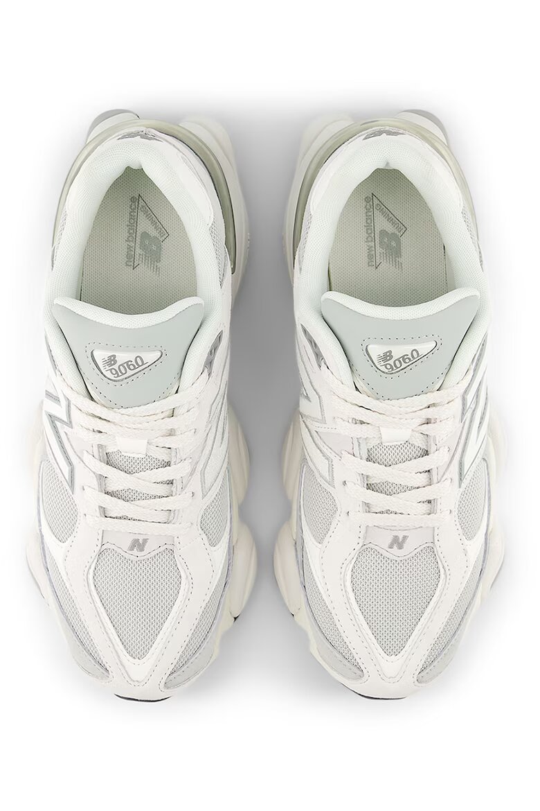 New Balance Спортни обувки 9060 с текстил и велур Слонова кост/Светло сив
