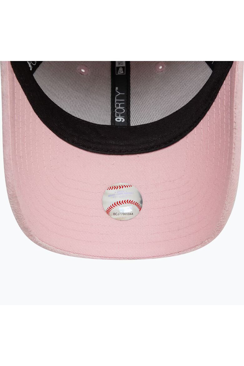 New Era Дамска шапка Diamante Velour с регулируема дръжка 9Forty в тъмно розово