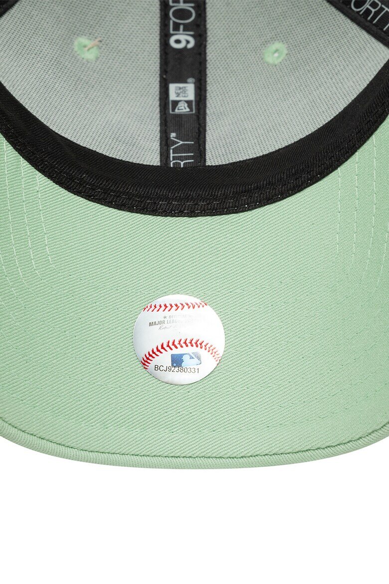 New Era Памучна шапка New York Yankees 9FORTY Бледозелен
