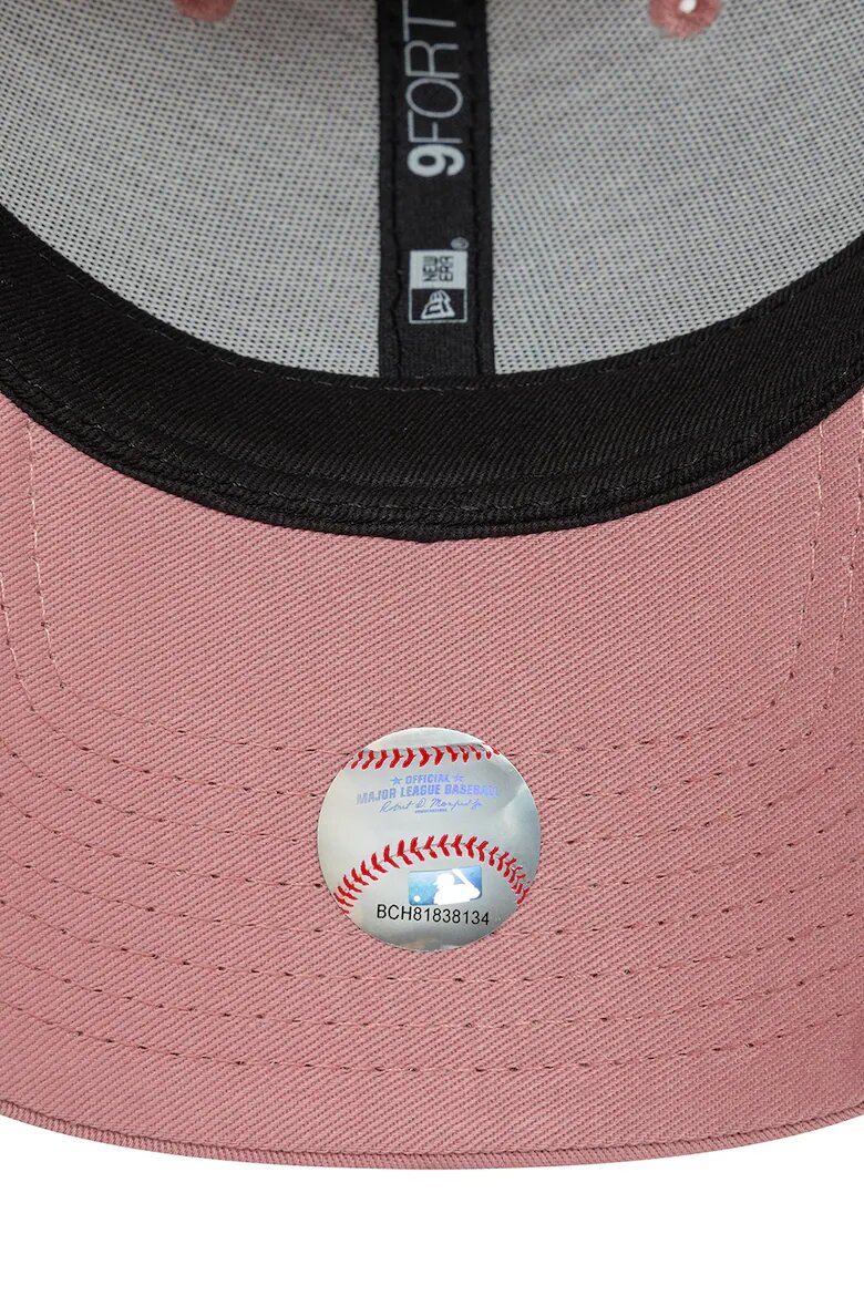 New Era Шапка от памук LA Dodgers 9FORTY Бял/Прашно розово