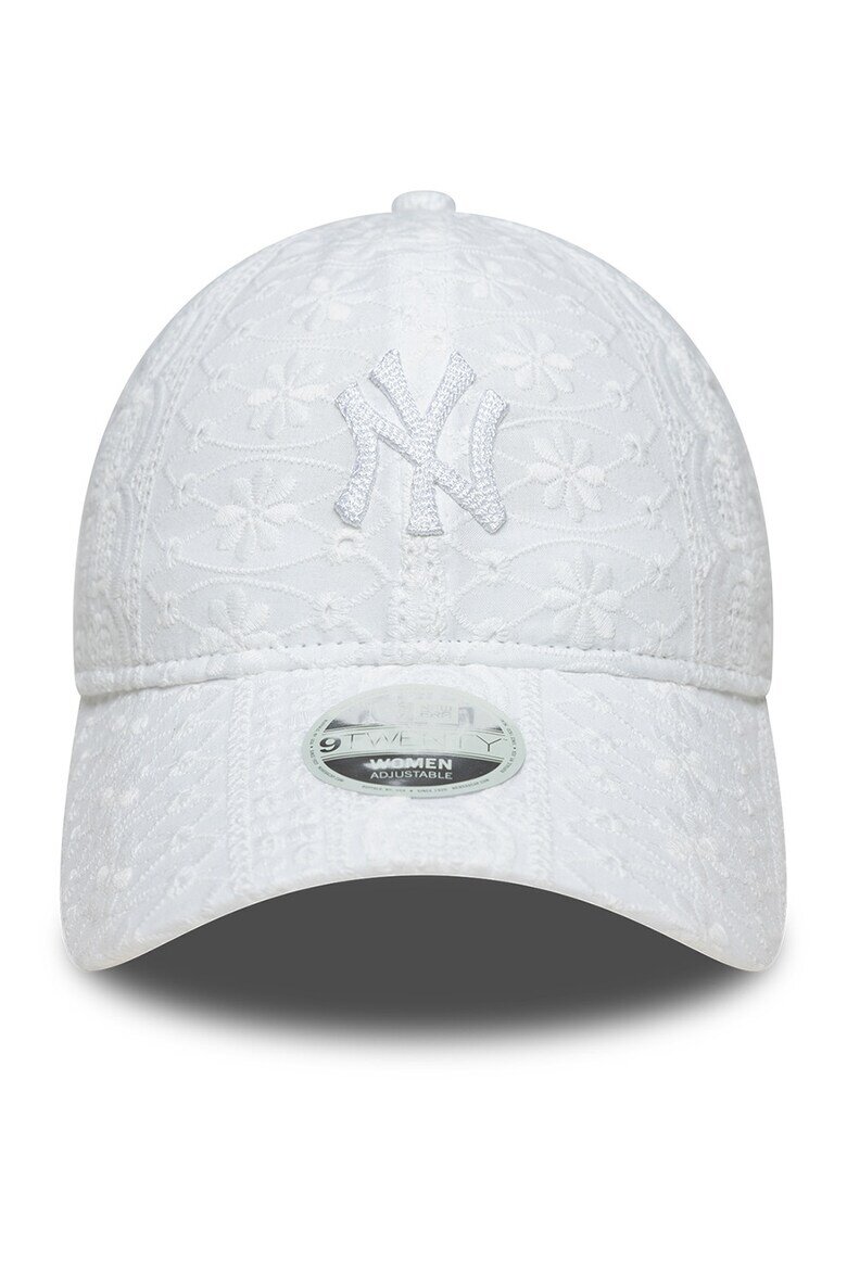 New Era Шапка с бродерия Мръснобял