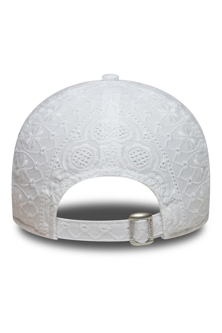 New Era Шапка с бродерия Мръснобял