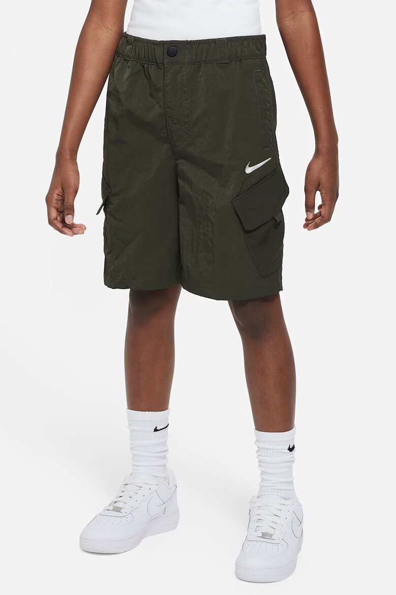 Nike Бермуди с джобове с капаче Бледозелен