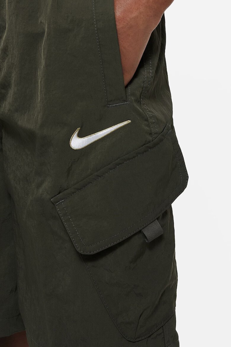 Nike Бермуди с джобове с капаче Бледозелен