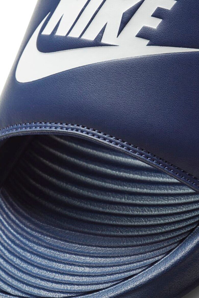 Nike Чехли Victori One с лого Тъмносин